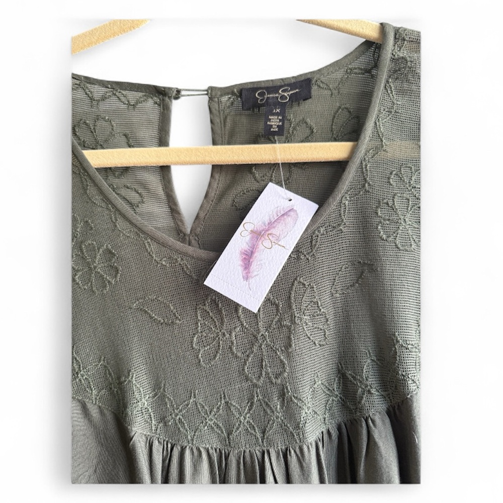 Jessica Simpson Size 1X Olive Green Top - Picture 2 of 6